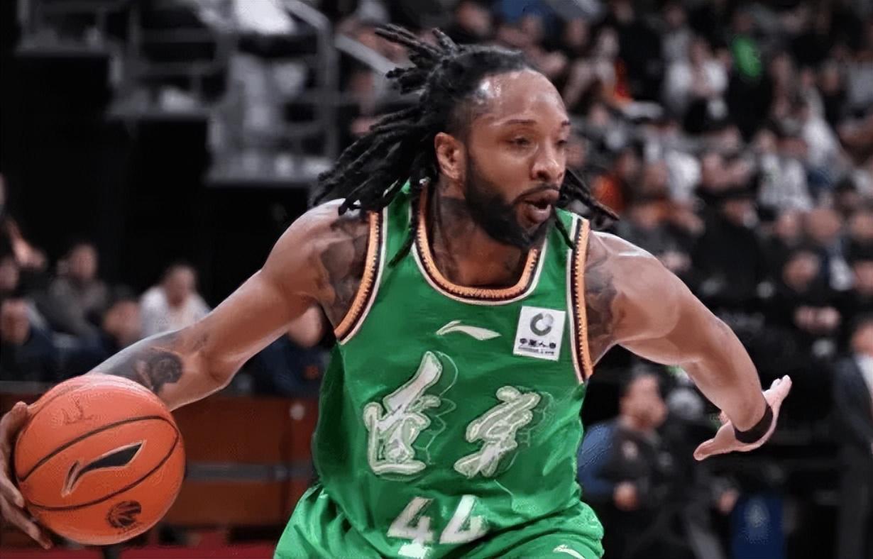 开云中国-辽宁70-86青岛 球员评价：威尔斯满分，2人及格，8人低迷